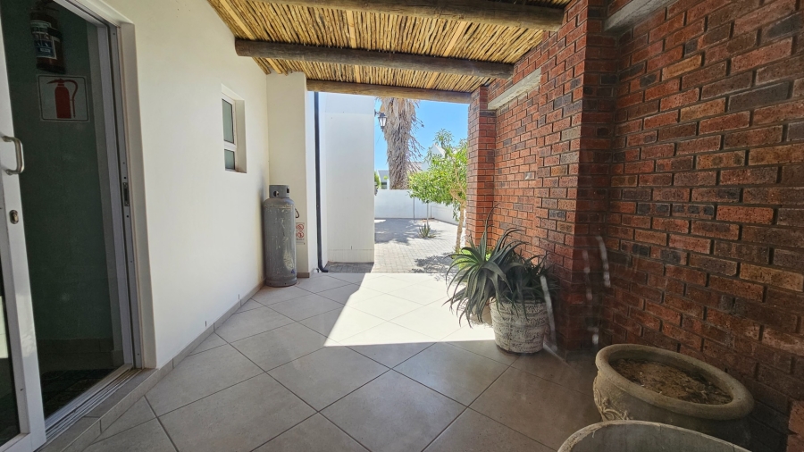 4 Bedroom Property for Sale in Britannia Bay Western Cape